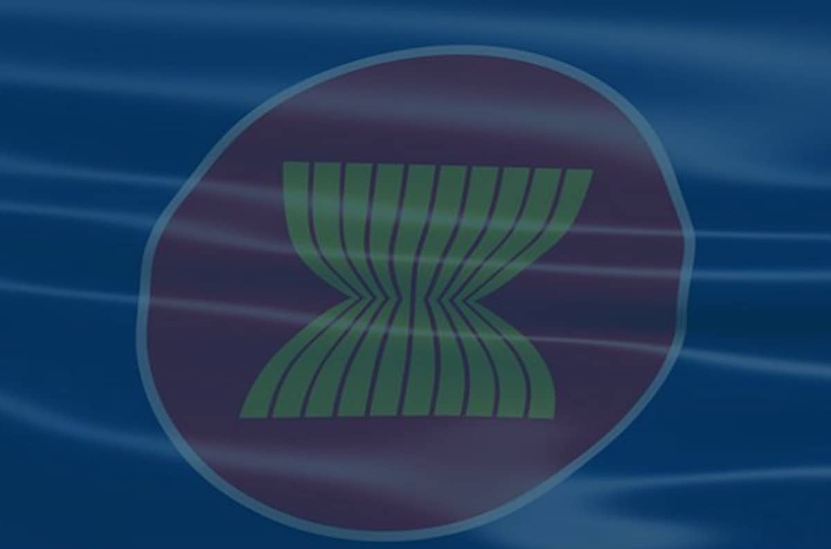 ASEAN-ova zagonetka: Hoće li ASEAN ostati relevantan i sposoban odgovoriti na globalne izazove? (ASEAN’s conundrum: Will it stay relevant and capable to address global challenges?)